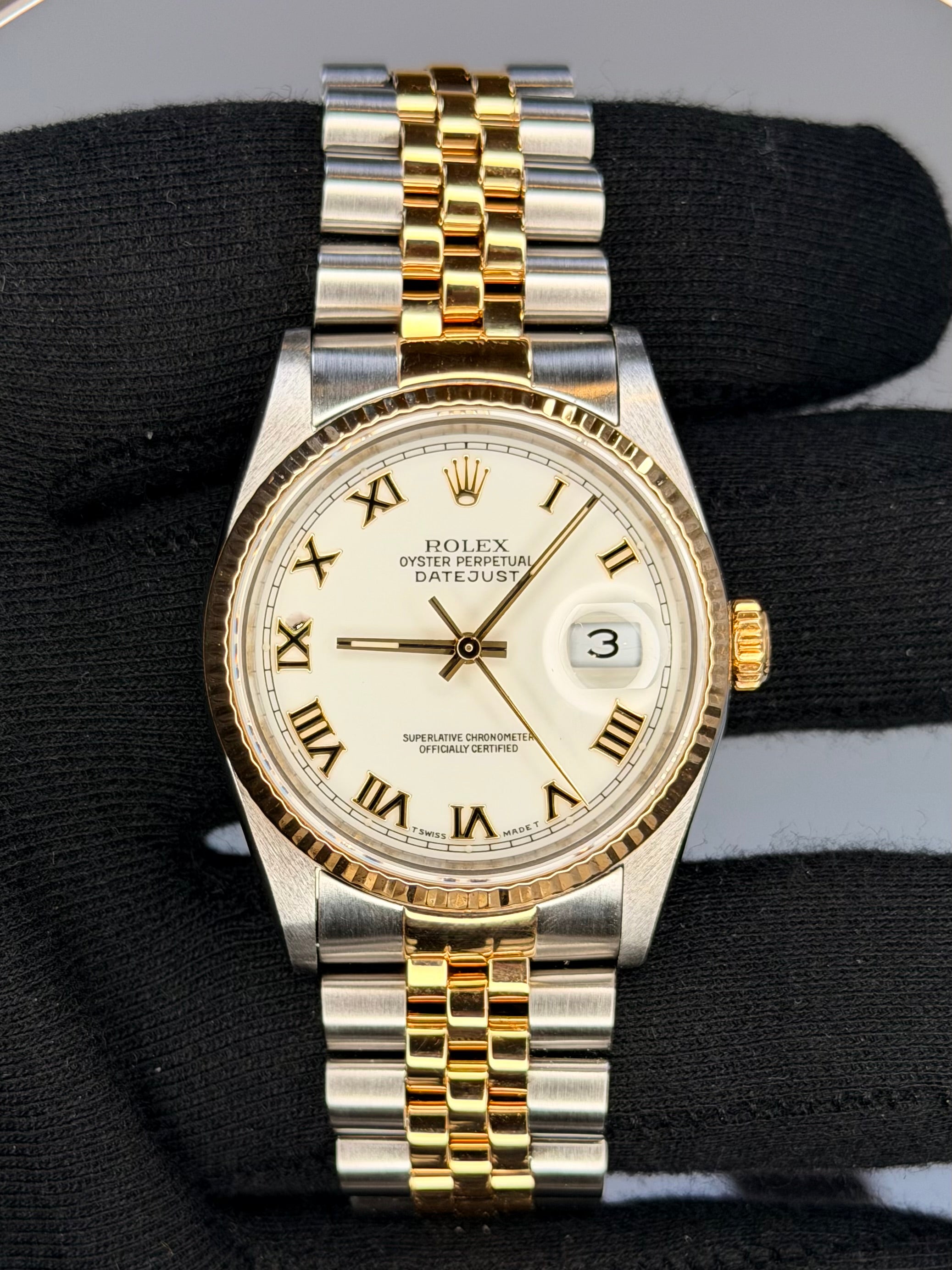 16233 - Rolex Datejust 36mm - fits 6.5” wrist