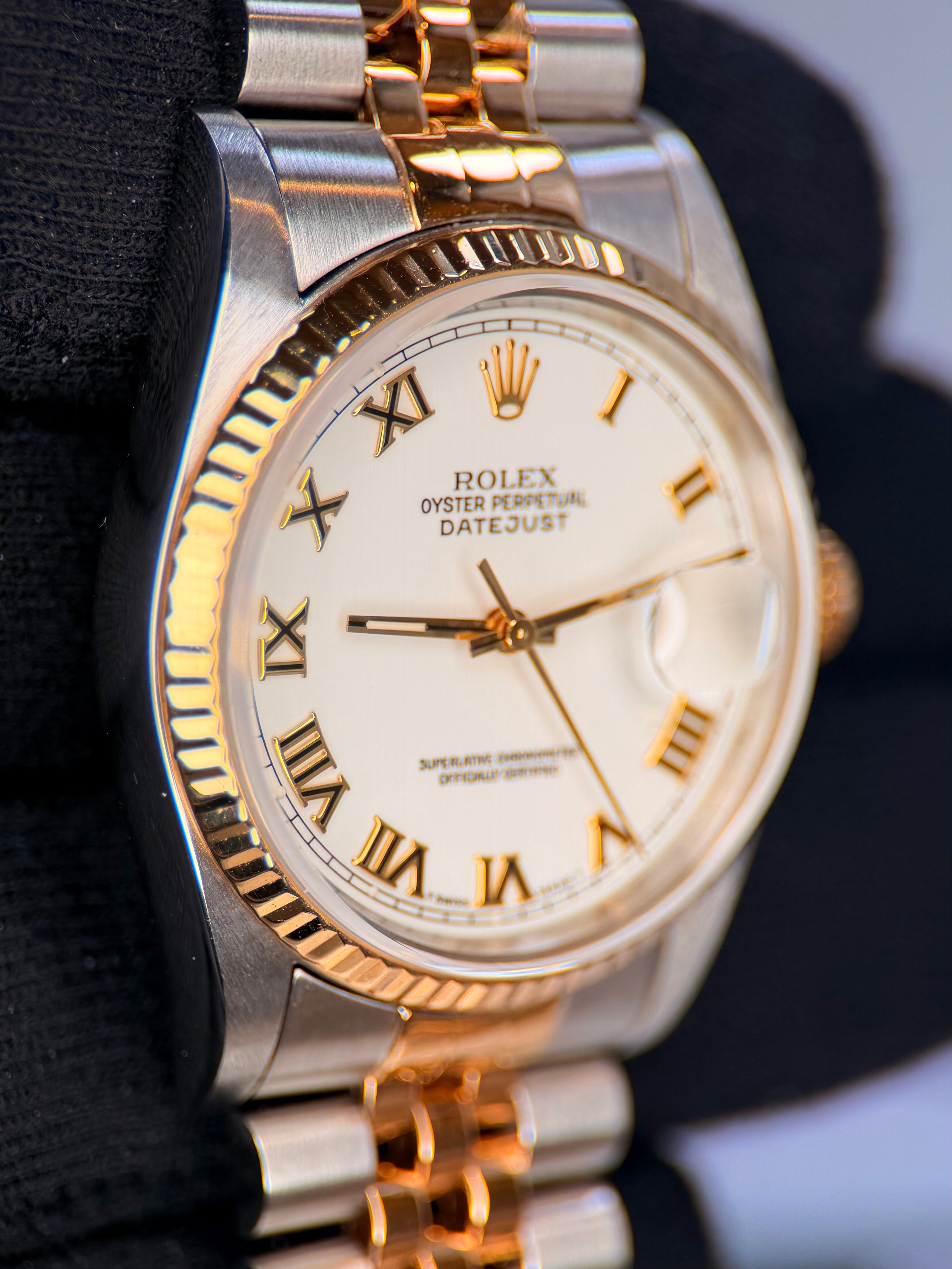 16233 - Rolex Datejust 36mm - fits 6.5” wrist