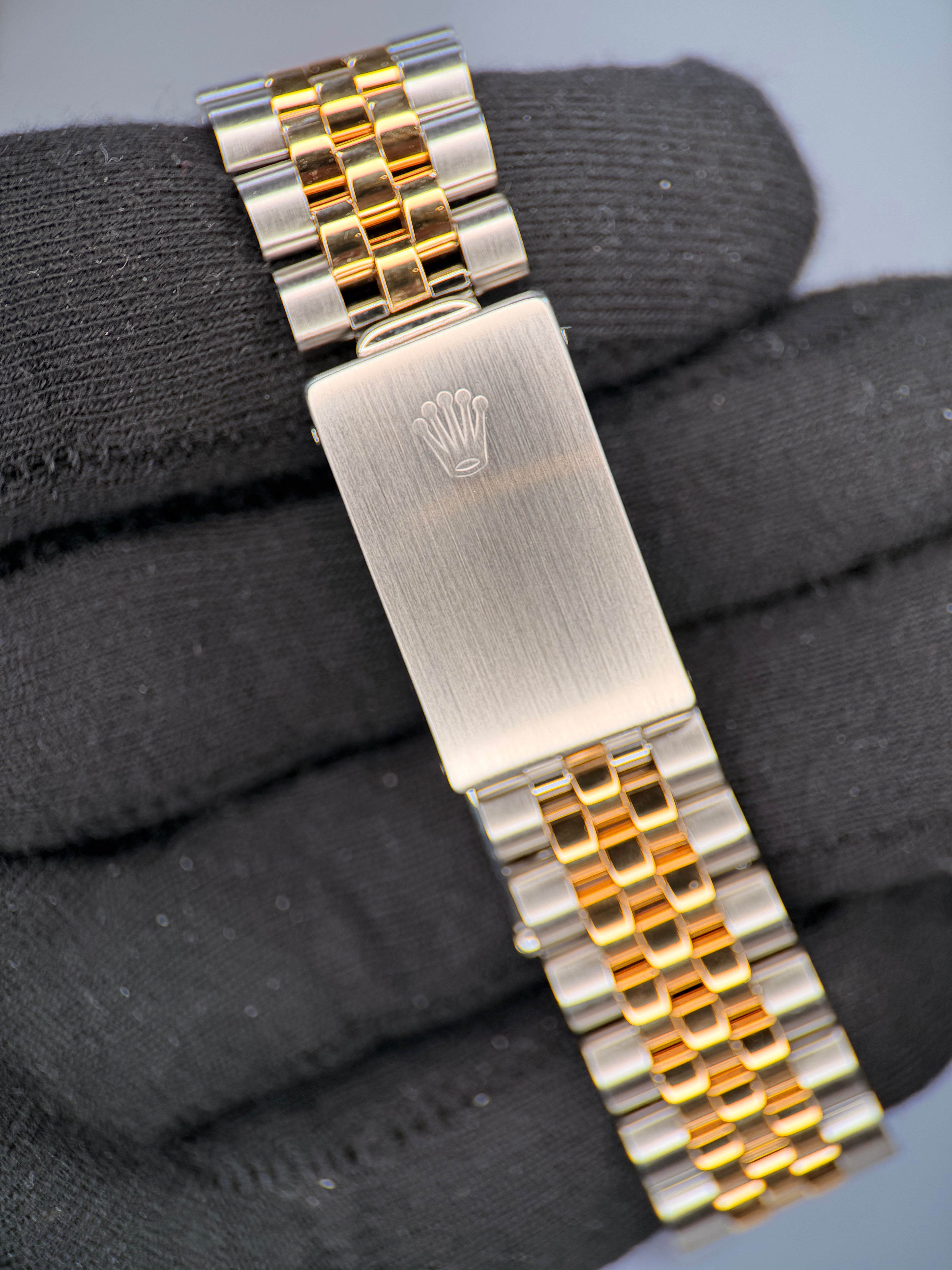 16233 - Rolex Datejust 36mm - fits 6.5” wrist