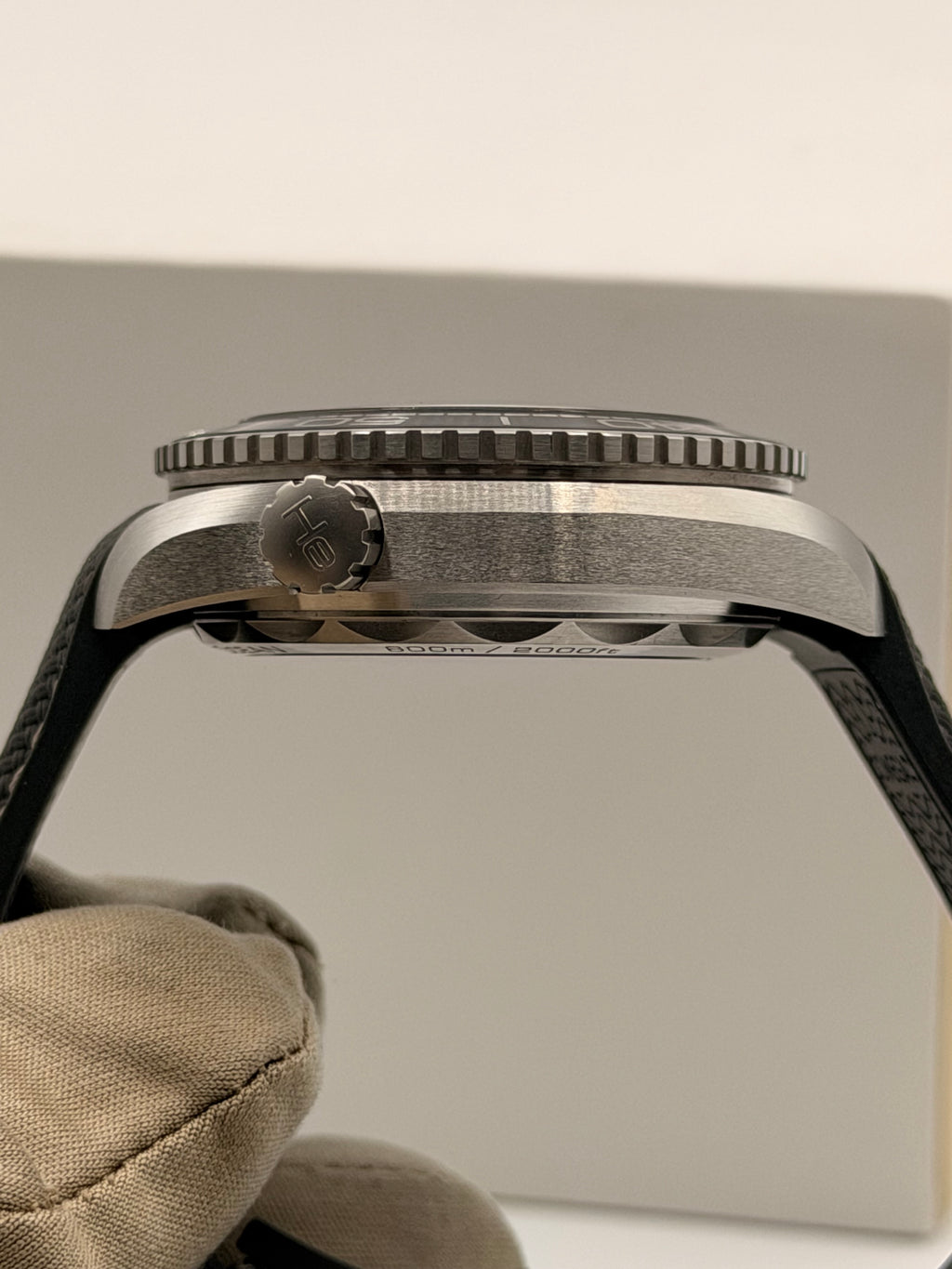 Omega Planet Ocean 600m