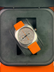 Hermes H08 | Monopusher Chronograph Dial on Orange rubber W403130WW00 Complete 2026