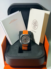 Hermes H08 | Monopusher Chronograph Dial on Orange rubber W403130WW00 Complete 2026